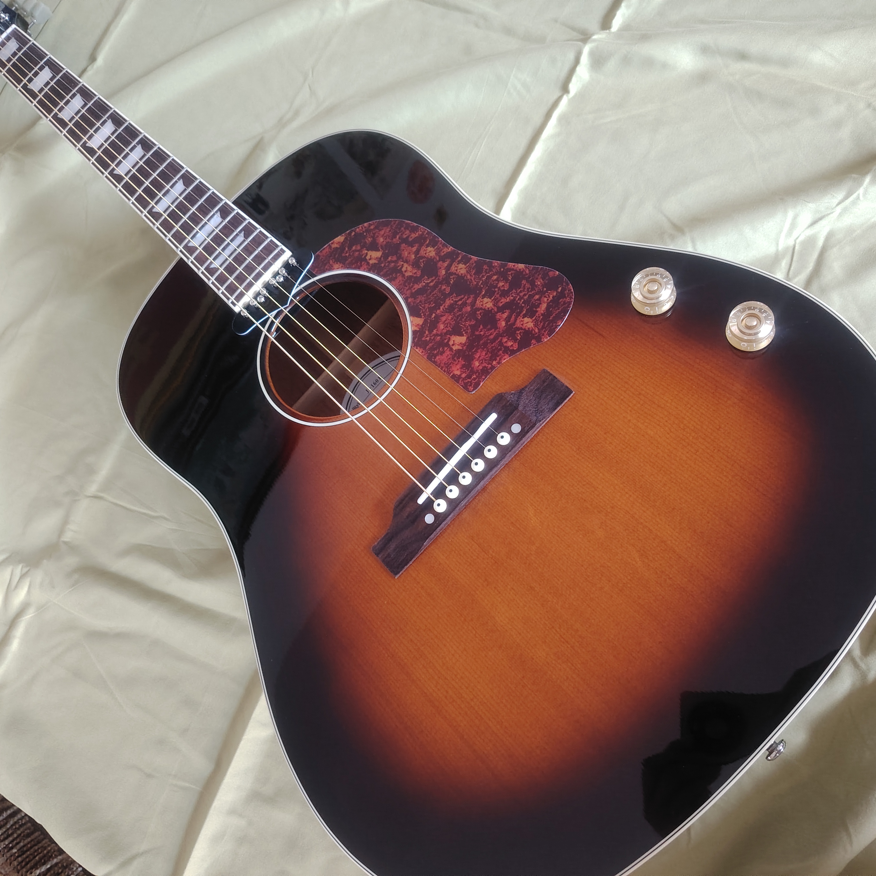 High quality 6-string J-160TS  - Musical Instrument With Strings incelemesi ve fiyatı